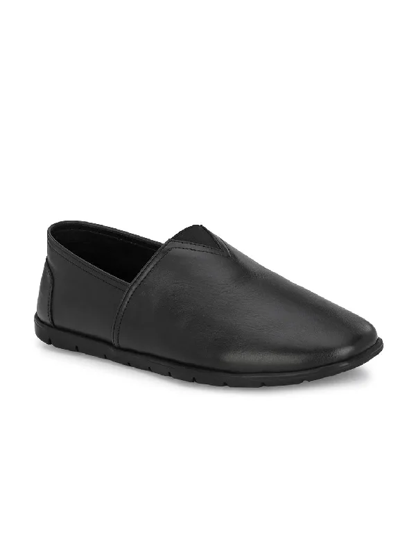 Hitz Men's Black Leather Slip On Casual Shoes